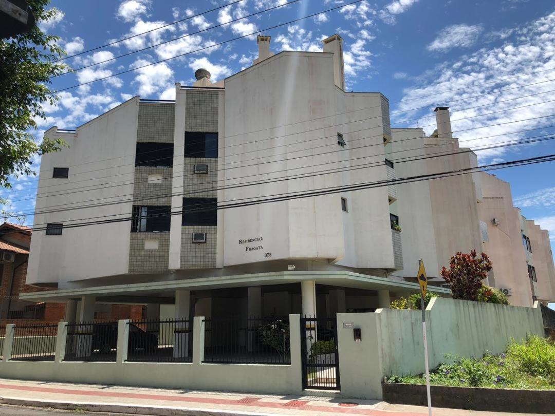 Apartamento A 100 Metros Da Praia Em Canasvieiras Florianopolis Exterior foto